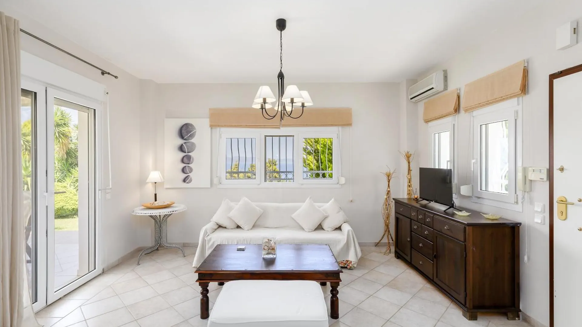 Villa Xenia With Seaview & Private Garden By Halu! Палиури